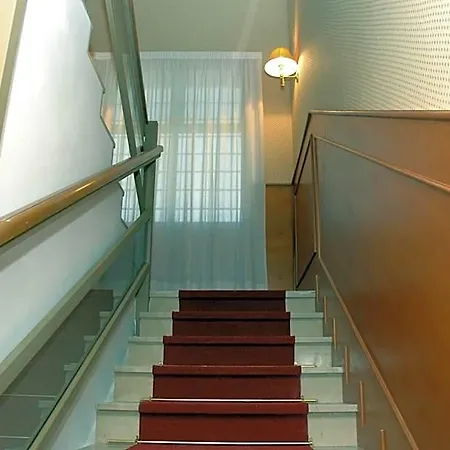Hotel Shasa 3*