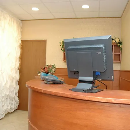 Shasa Hotel 3*